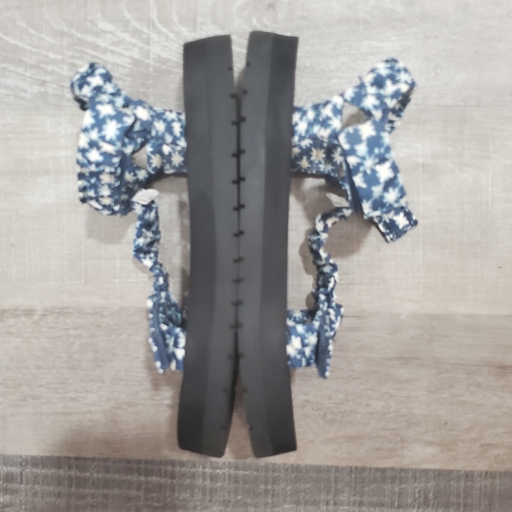 Universal Thread Floris Flatform Blue Velcro Blue… - image 5